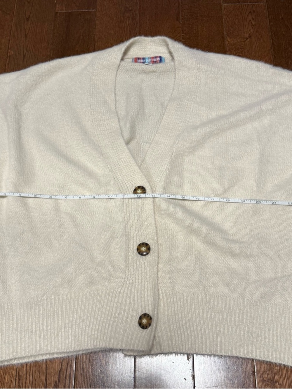 UO Cozy Cream V-Neck Button Cardigan - Picture 6 of 7